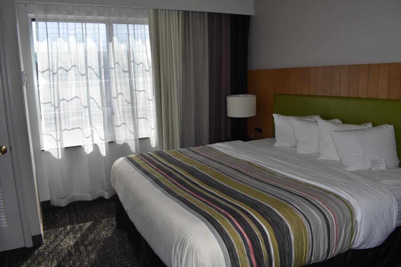 Country & By Radisson, Hagerstown, Md Hagerstown